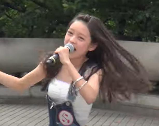 髙石あかり